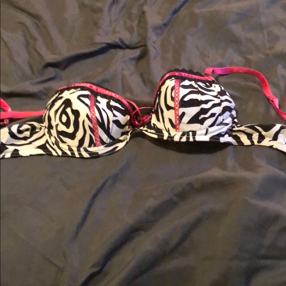 Cute zebra stripped